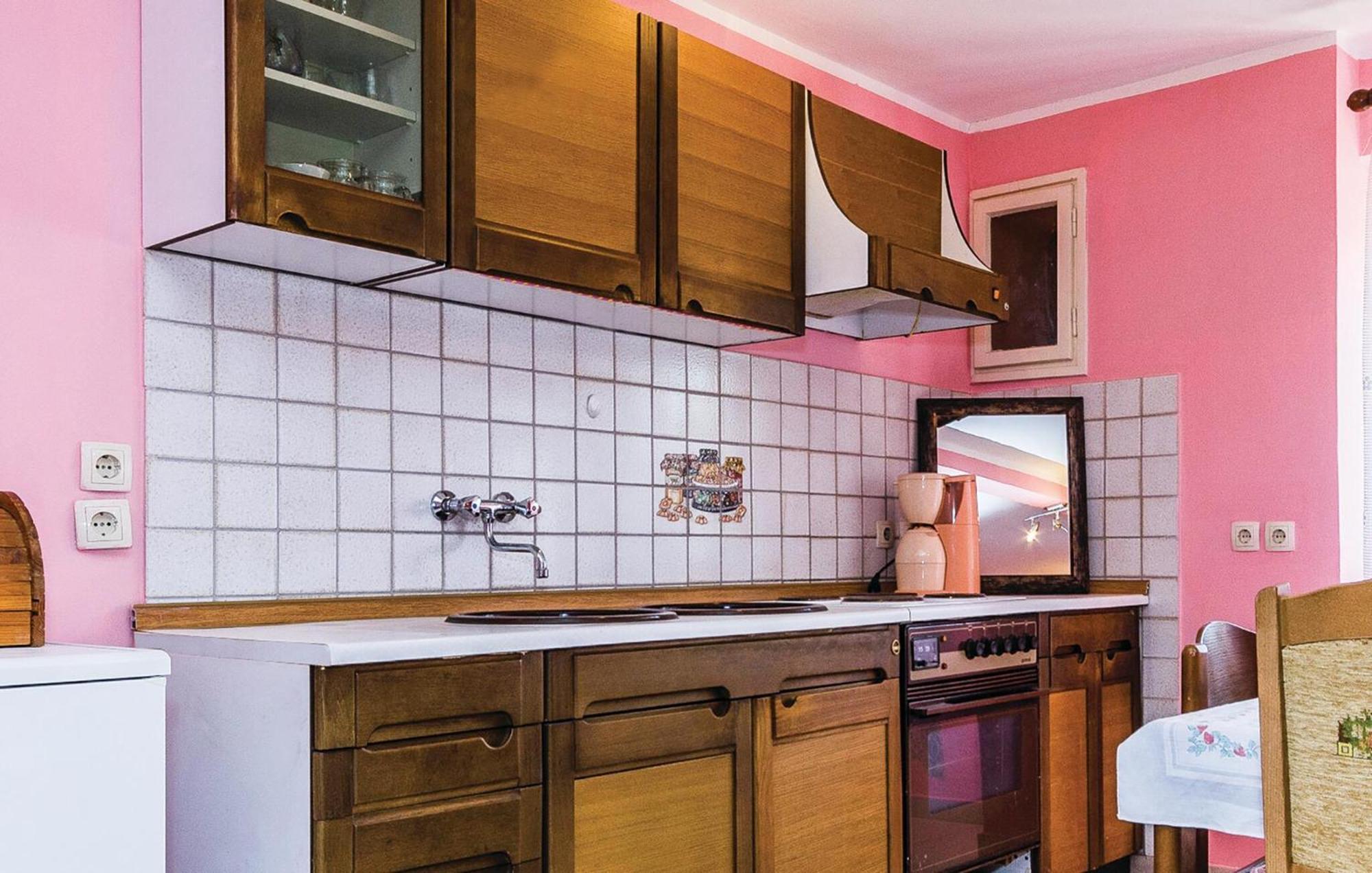 Cozy Apartment In Vrsar With Kitchen エクステリア 写真